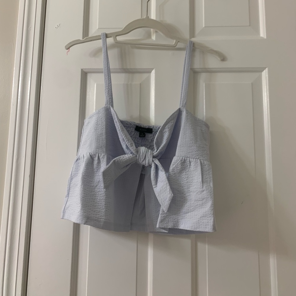 Seersucker Tie-Front Top. NWT